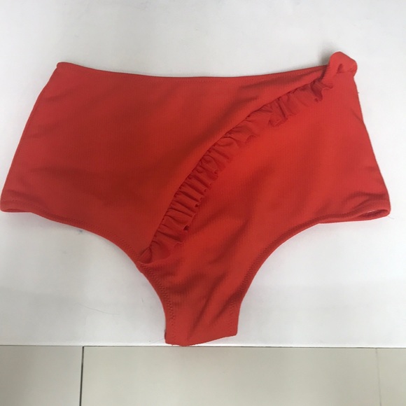 NWT Red Ruffle Bikini - Picture 5 of 5
